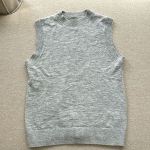 COS Sleeveless Sweater Tank / Vest